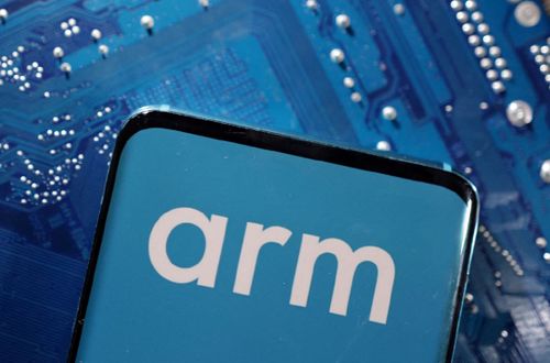 ARM跌破上市開盤價(jià)，華爾街投行卻集體給出買入評(píng)級(jí) AI應(yīng)用軟件開發(fā)的機(jī)遇何在？